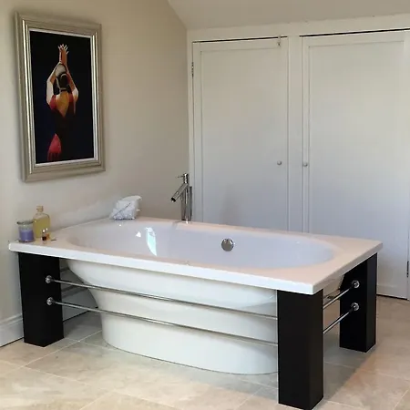 Cottage 203 - Cashel בית נופש